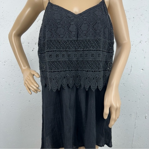 TOPSHOP women’s size 10 Black Crochet Trim Romper - Picture 1 of 14